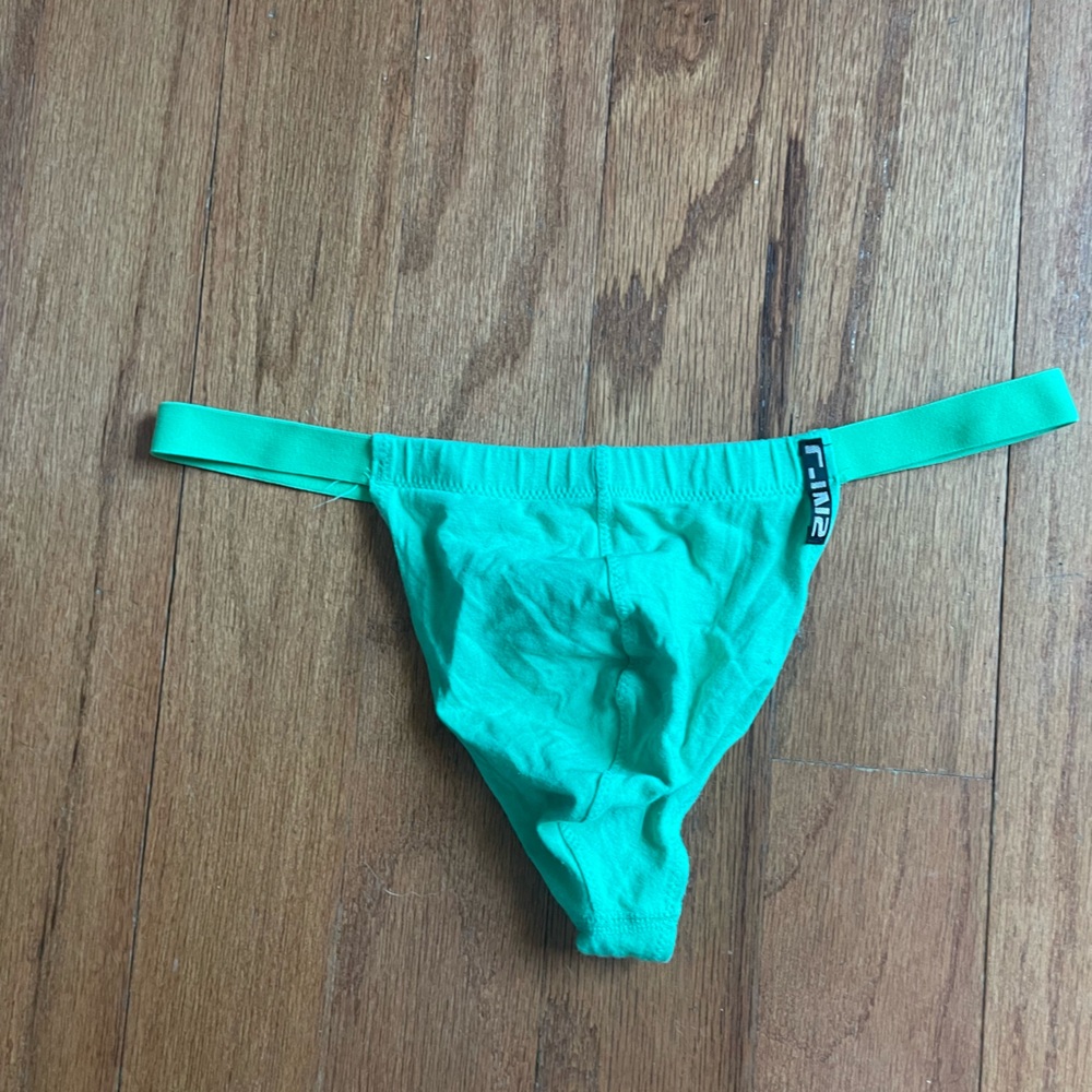 C-in2 thong